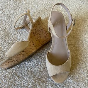 Charles by Charles David nude wedge size 5